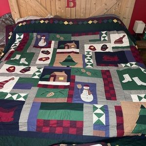 King size quilt holiday themed